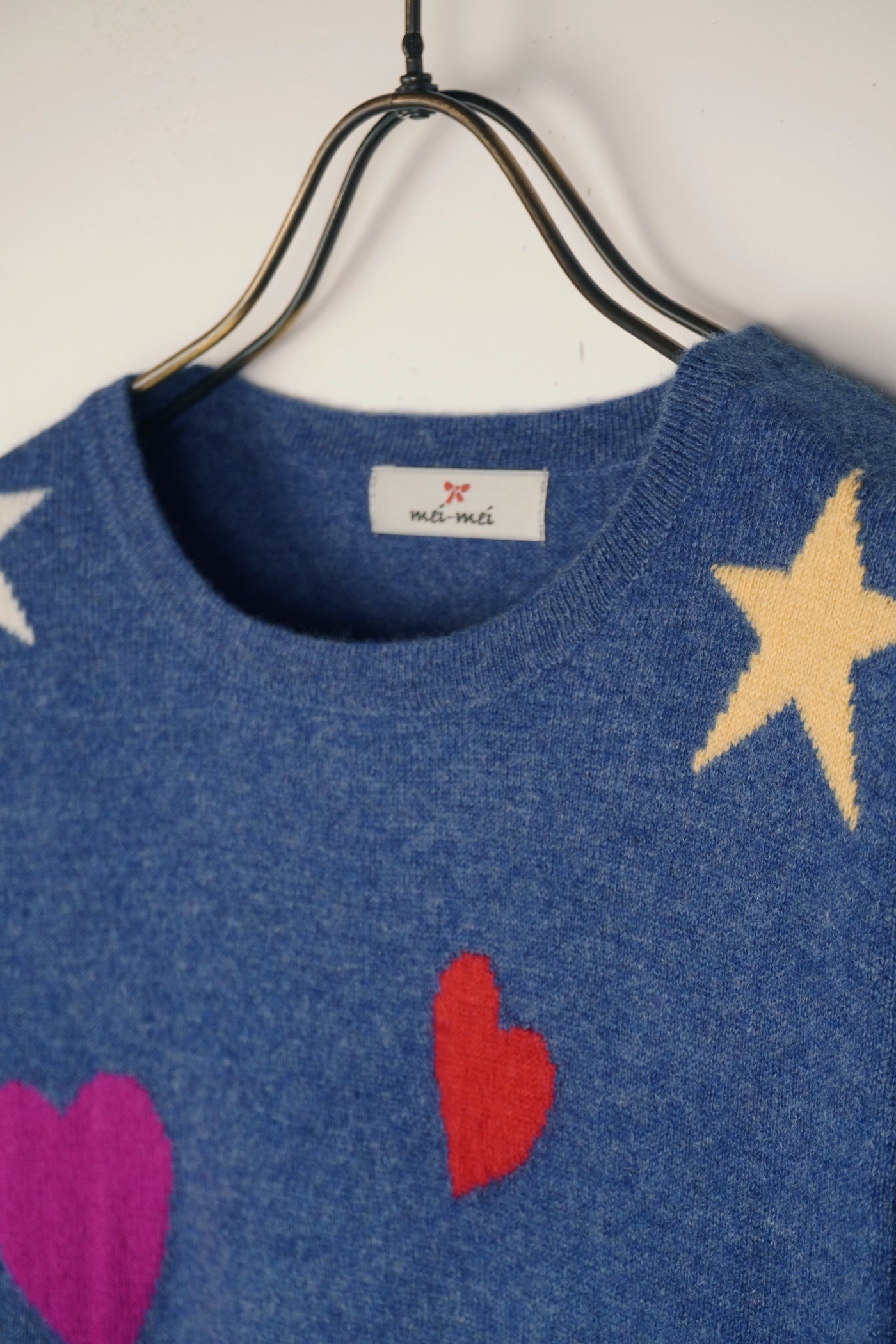 【mei-mei】カシミヤ100％ラブ＆スタークルーネックセーター