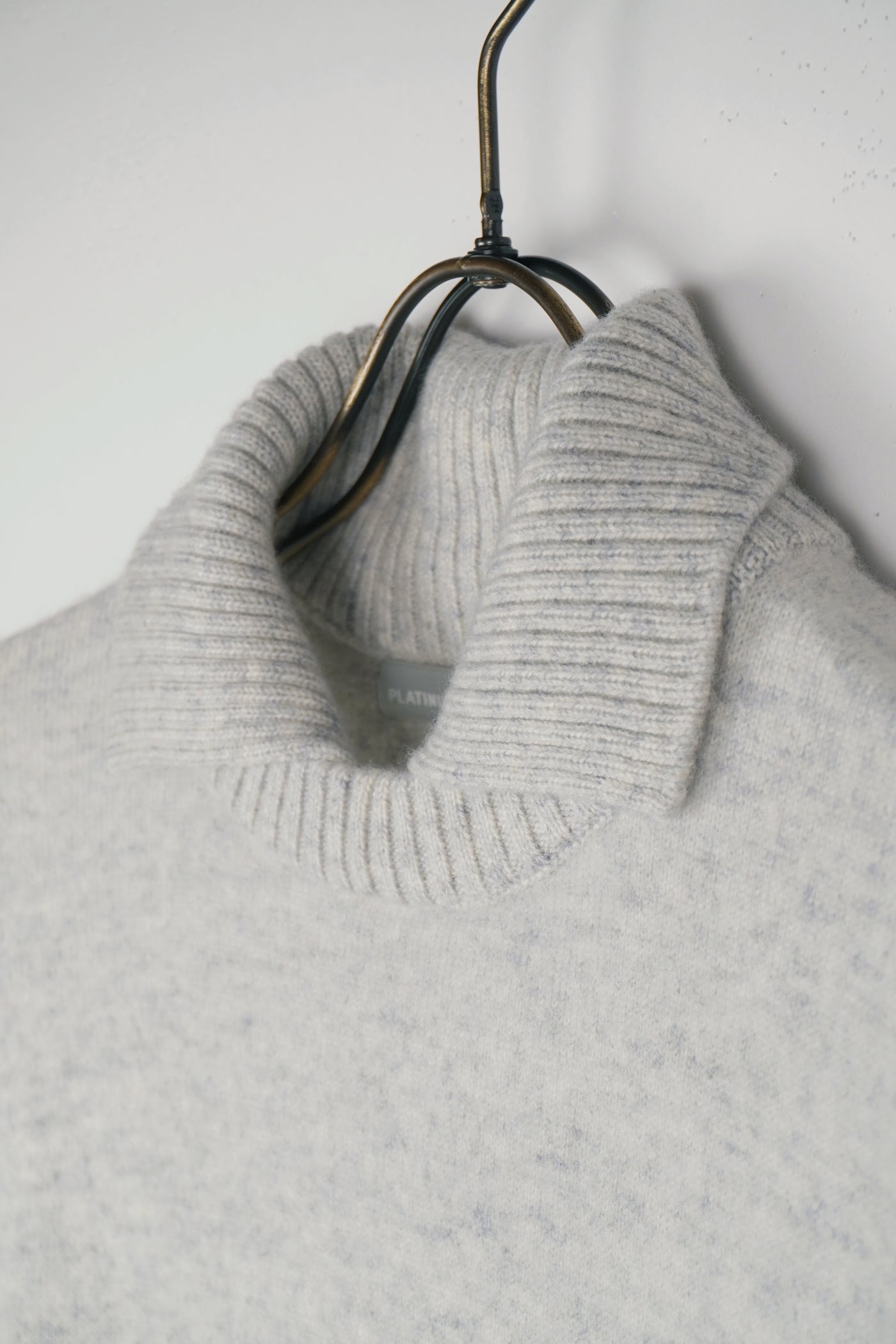 【PLATINUM mei-mei】25カシミヤ100％ソフトリブポロチュニックセーター