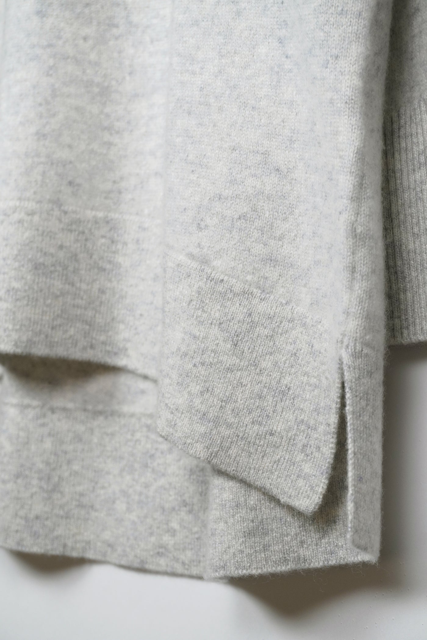 【PLATINUM mei-mei】25カシミヤ100％ソフトリブポロチュニックセーター