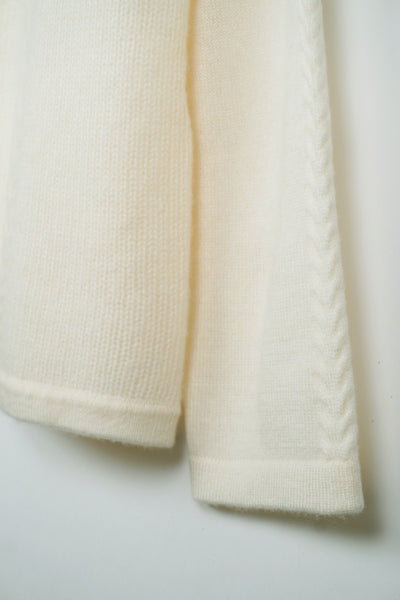 【PLATINUM mei-mei】カシミヤ100％襟スリットハイネックセーター