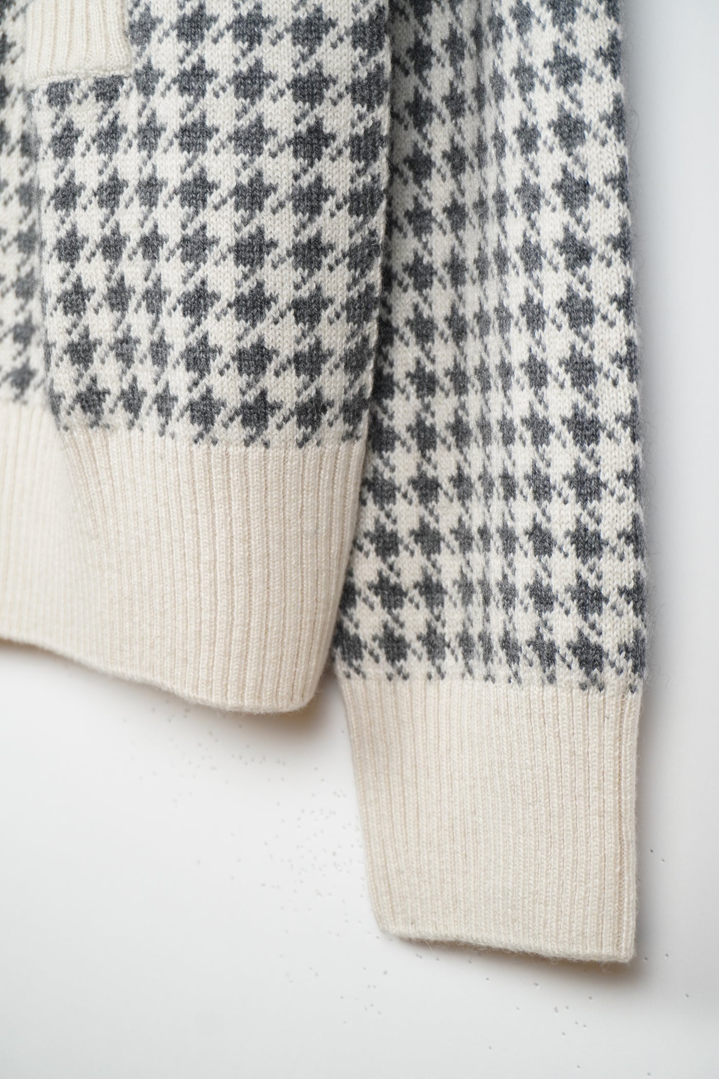 【mei-mei】25シルクカシミヤ千鳥カーディガン