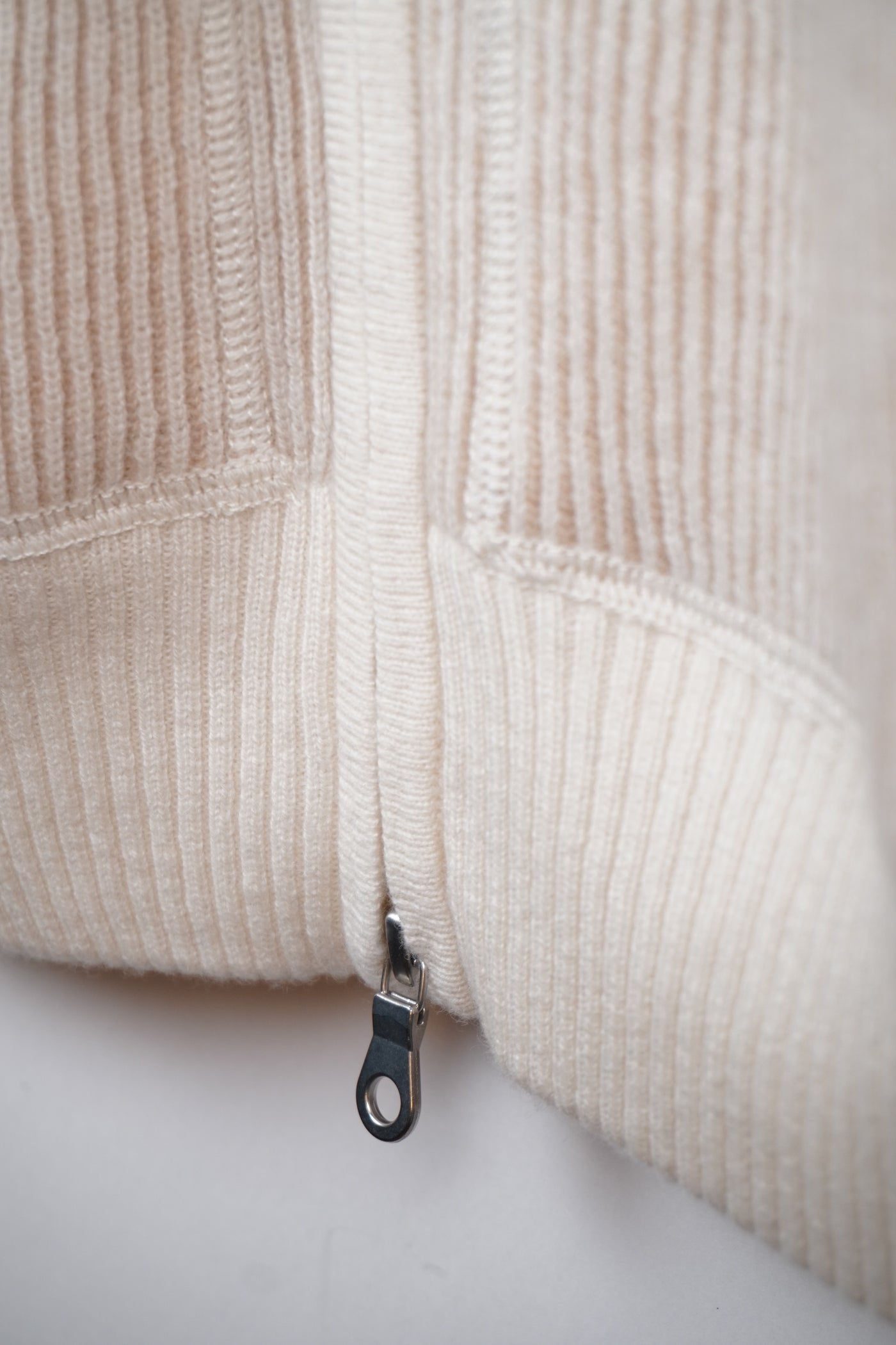 【GRABRE】25最高級カシミヤ100％2重双編みジップアップフーディー