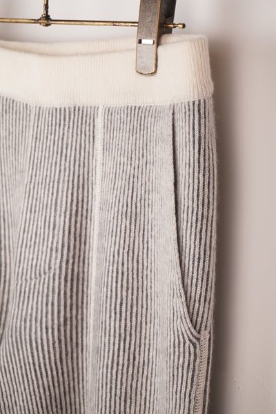 【GRABRE】25最高級カシミヤ100％2重双編みカジュアルパンツ