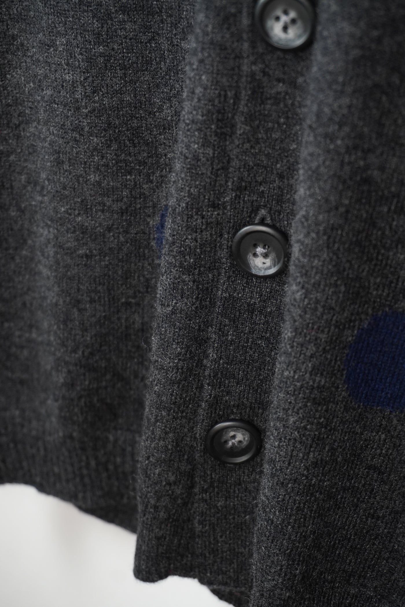 【GRABRE】25最高級カシミヤ100％ドットジャガードカーディガン