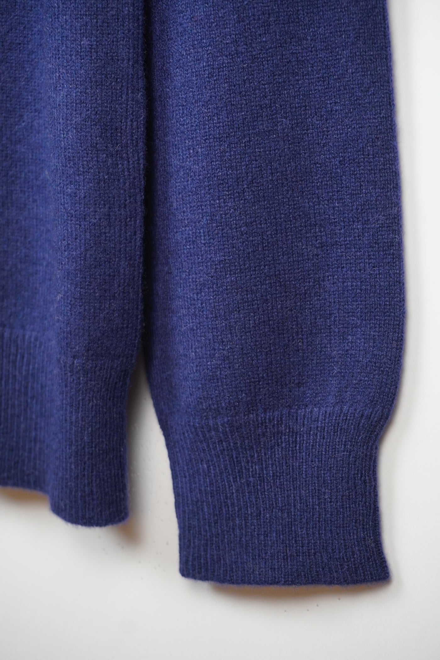 【GRABRE】25最高級カシミヤ100％CARインターシャセーター