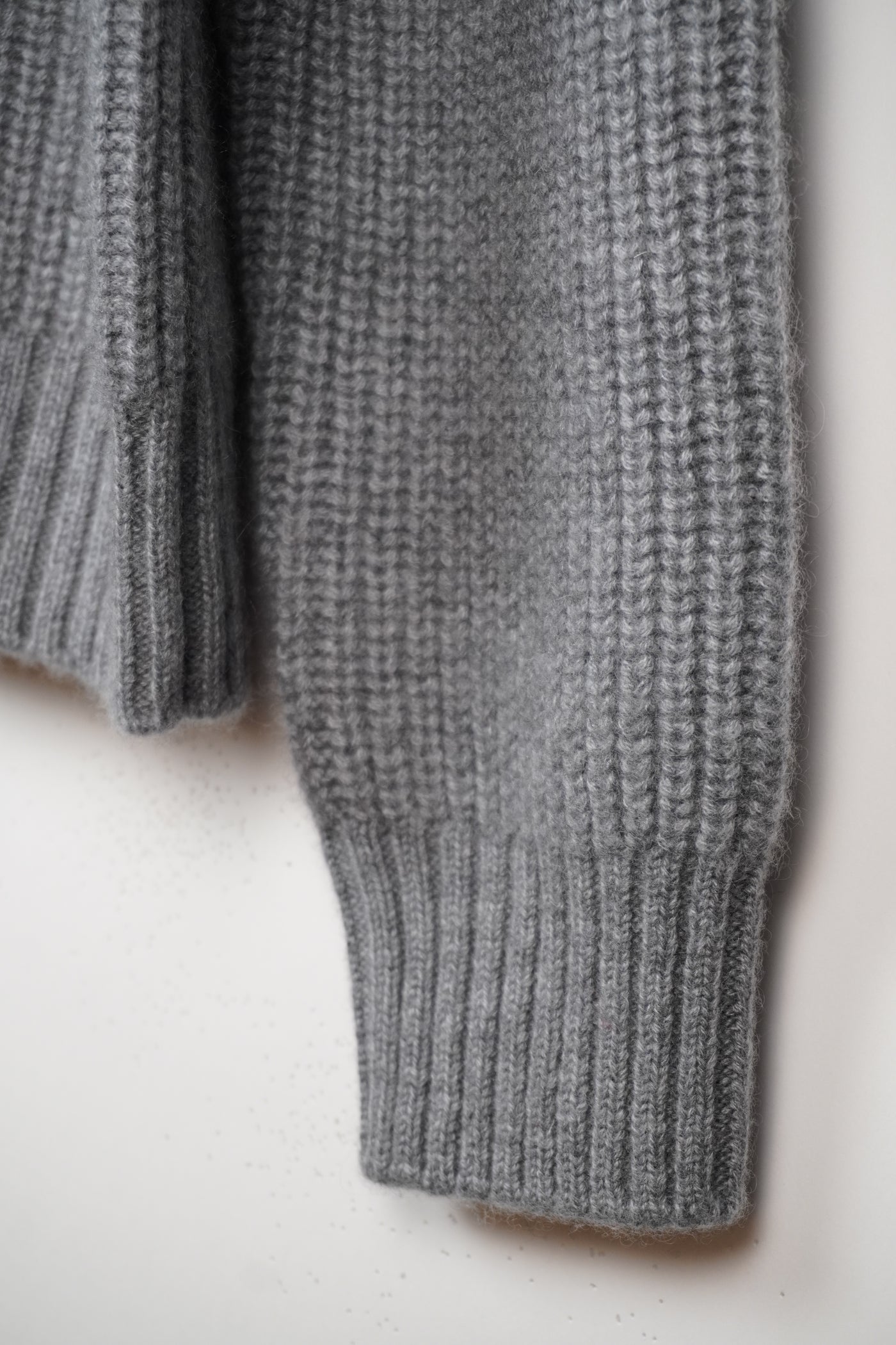 【GRABRE】25最高級カシミヤ100％モダンカーディガン②