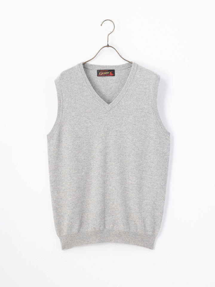 カシミヤ100％Vネックベスト グレー GRABRE】最高級カシミヤ100％Vネックベスト – プラチナカシミヤ