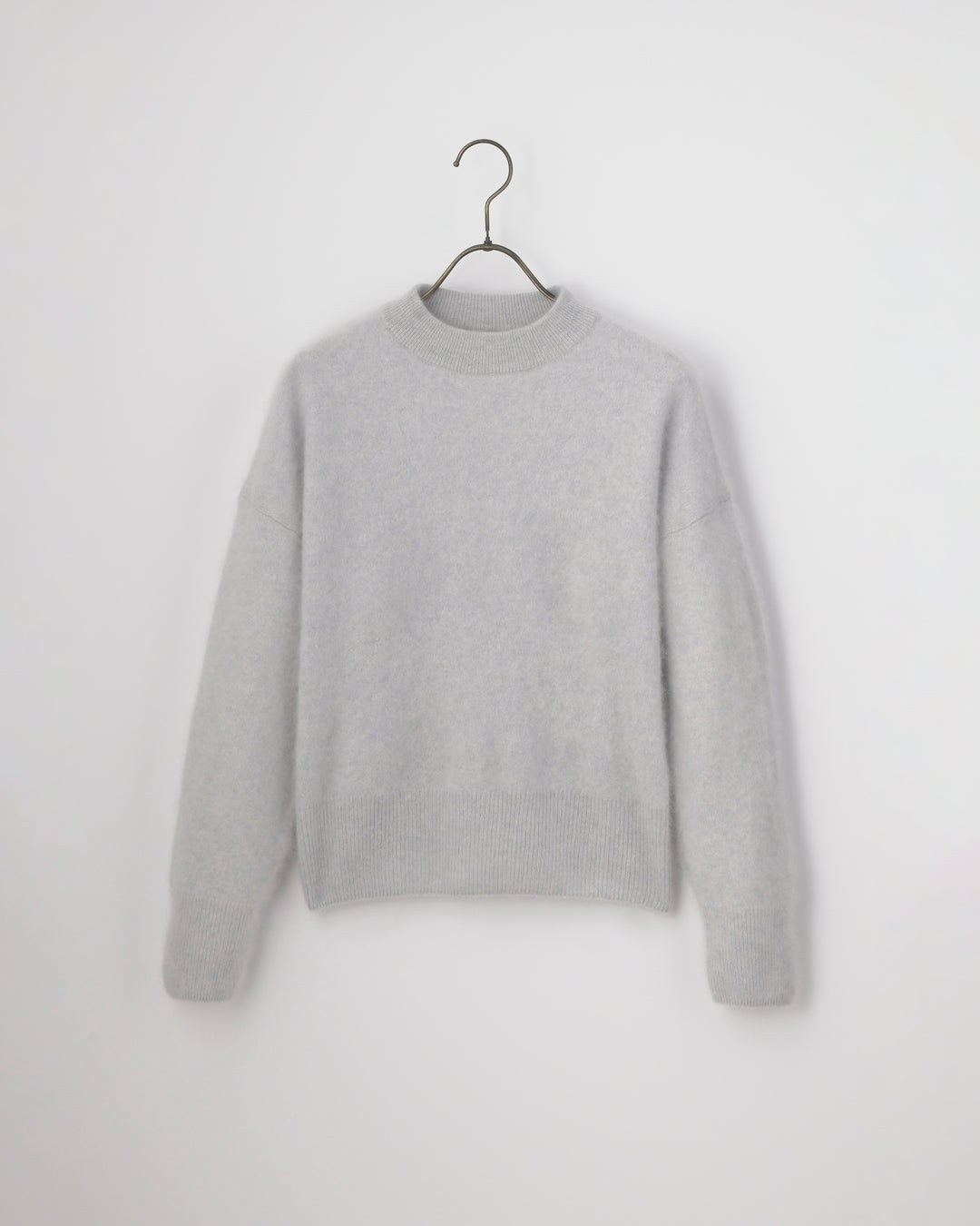 PLATINUM mei-mei】25-26 カシミヤ100％ミンク加工クルーネック